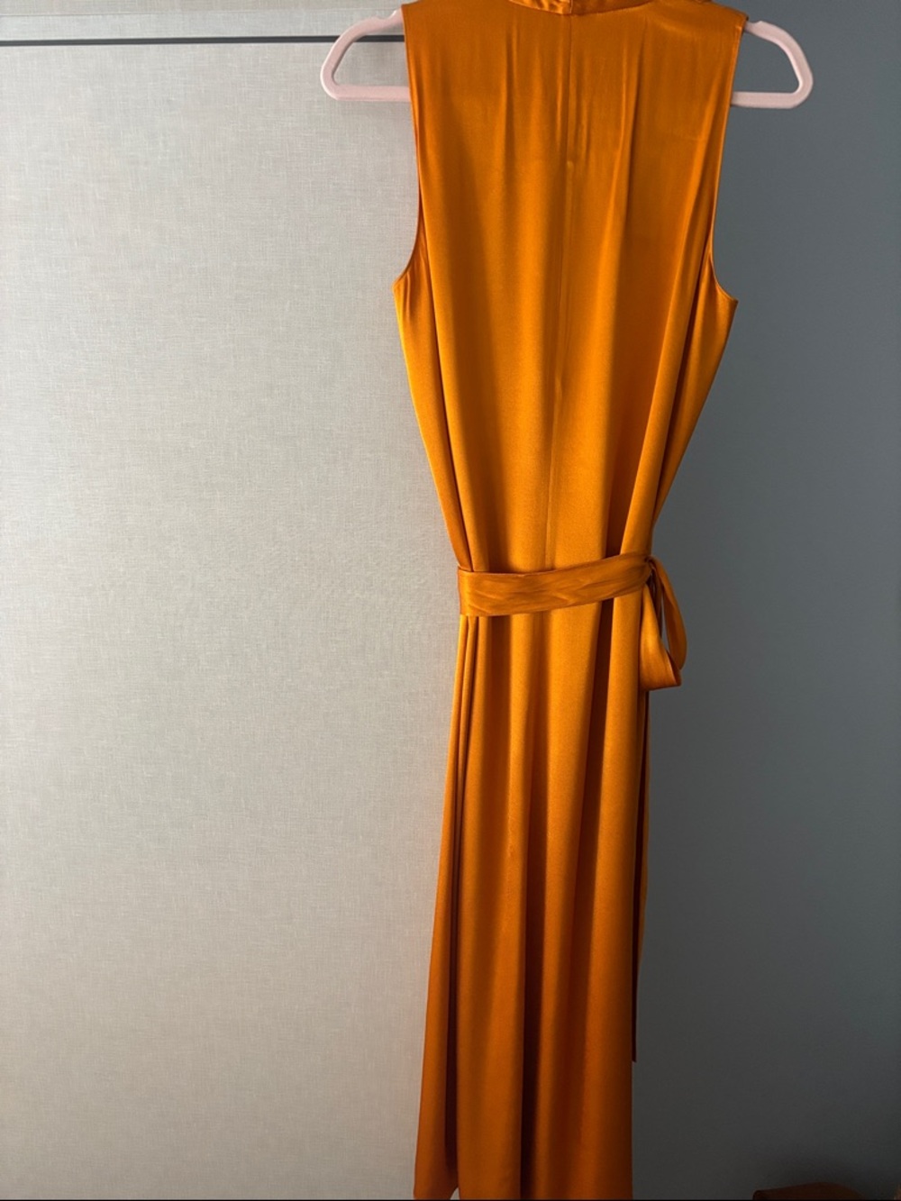 Vince Satin Wrap Midi Dress in Golden Orange size M - Picture 5 of 6